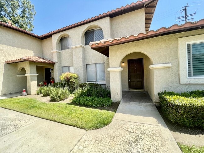 property at 12635 Franklin Ct