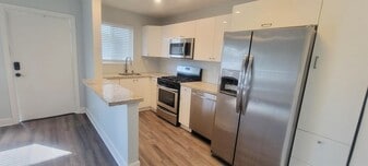 1107 N 26th Ave, Unit Apartment#2 in Hollywood, FL - Building Photo