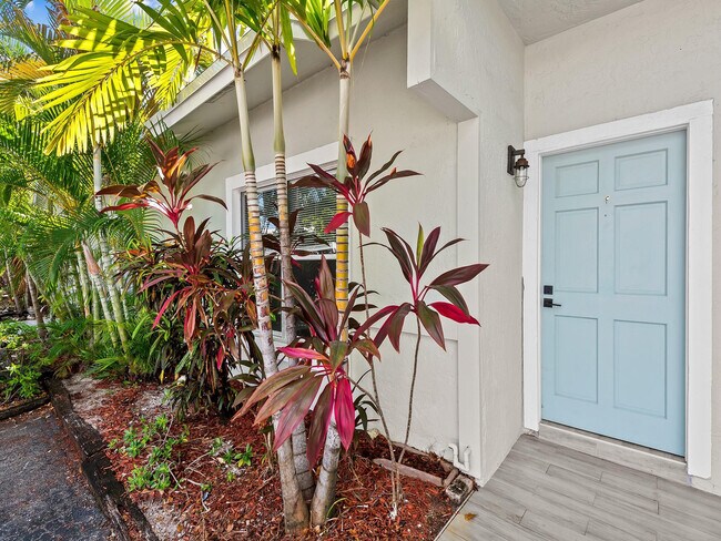 3208 NE 7th St in Pompano Beach, FL - Building Photo - Building Photo