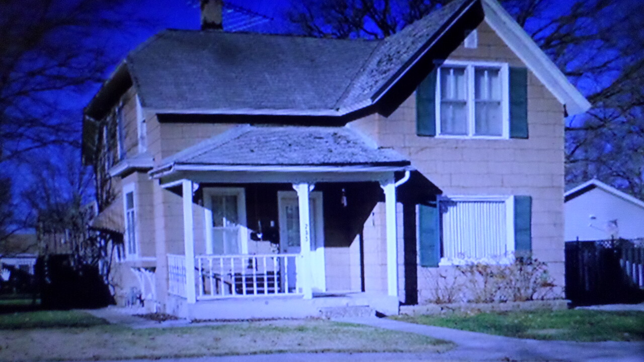 205 S Locust Ave in New Hampton, IA - Building Photo