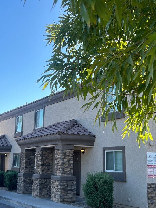 2439 W Coolidge St in Phoenix, AZ - Building Photo