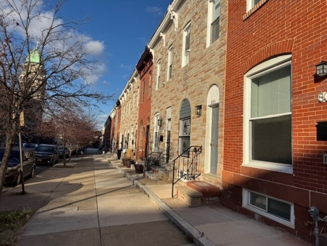 821 N Collington Ave in Baltimore, MD - Building Photo - Building Photo