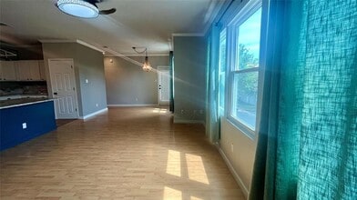 7501 Shadowridge Run in Austin, TX - Building Photo - Building Photo