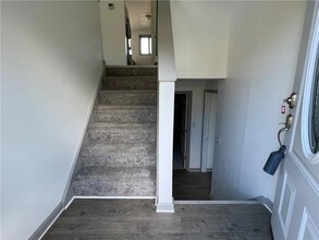 121 Sassafras Dr in Washington, PA - Building Photo - Building Photo