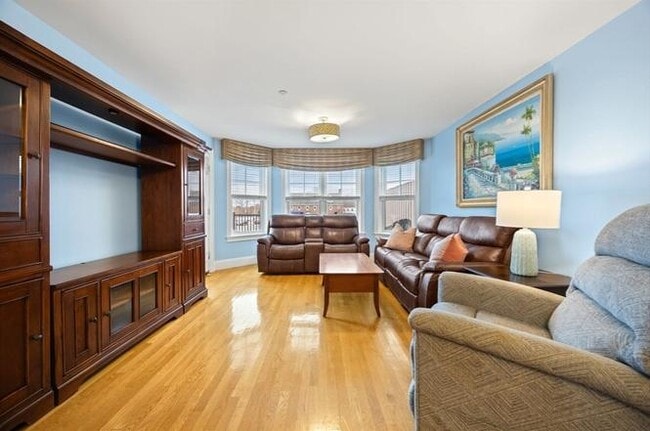 18 Division St in Saratoga Springs, NY - Building Photo - Building Photo