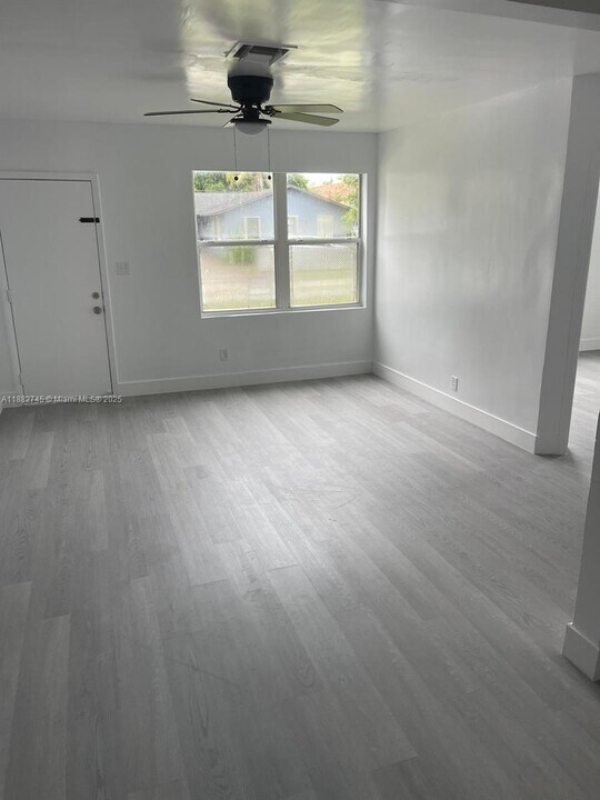 814 N 24th Ave in Hollywood, FL - Building Photo