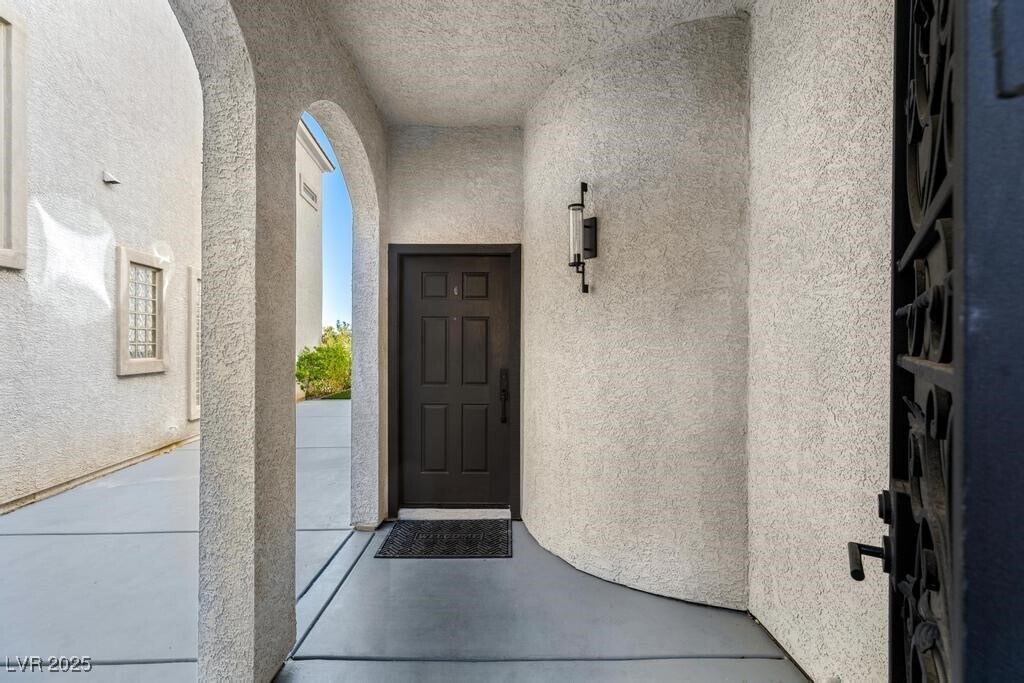 9161 Tudor Park Pl in Las Vegas, NV - Building Photo