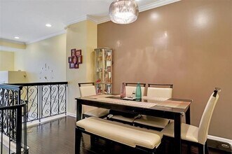 400 Kingston Ct in West New York, NJ - Building Photo - Building Photo