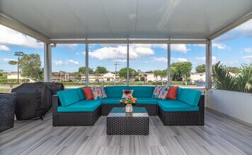 2915 SW 15th St in Delray Beach, FL - Building Photo - Building Photo