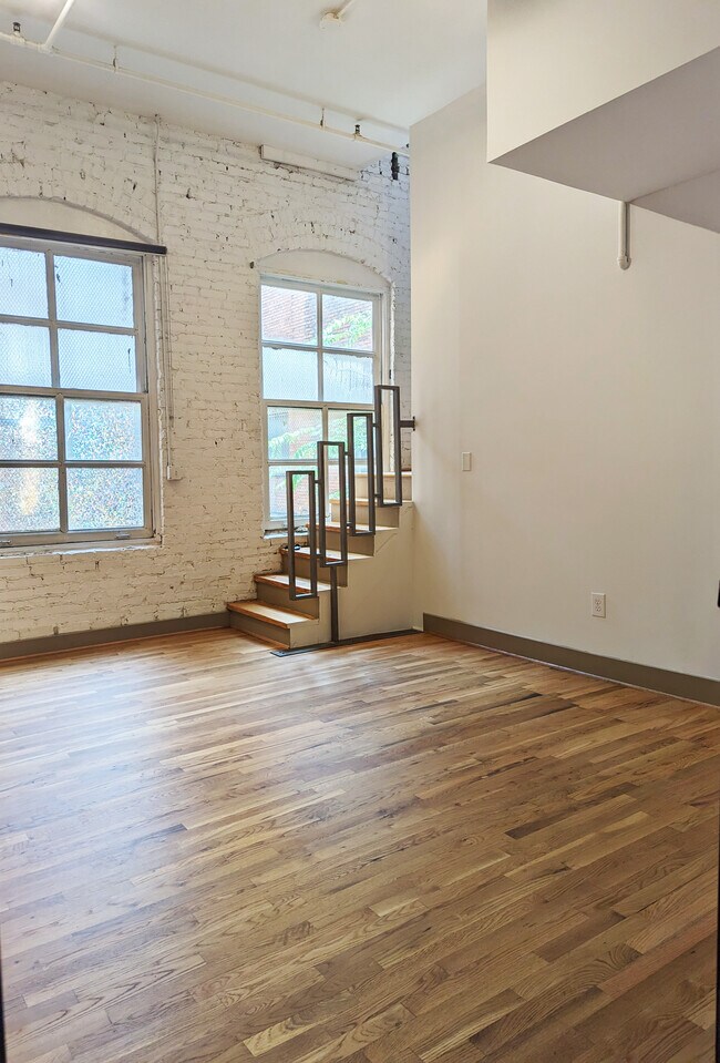 215A Mitchell St SW, Unit #3 in Atlanta, GA - Building Photo - Building Photo