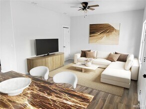 23 Tyler Ave in McAllen, TX - Building Photo - Building Photo