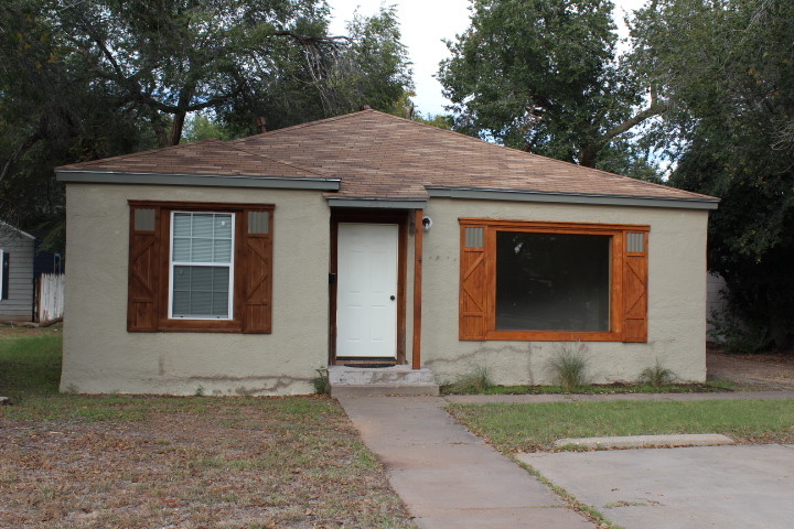 2610 27th St in Lubbock, TX - Building Photo