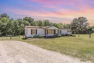 234 Robbins Rd in Youngsville, NC - Building Photo