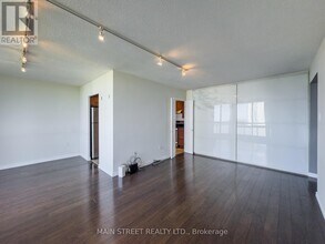 177-P177 Linus Rd in Toronto, ON - Building Photo - Building Photo