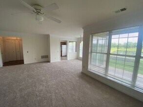 8072 Stonewall Brigade Ct in Manassas, VA - Building Photo - Building Photo