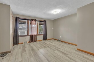 31 Cedar Ave in Aliquippa, PA - Building Photo - Building Photo