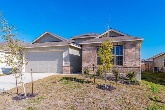10783 Rosalina Lp in Converse, TX - Building Photo - Building Photo