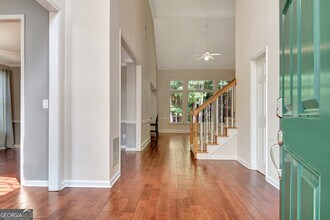 185 Newfield Dr in Tyrone, GA - Foto de edificio - Building Photo
