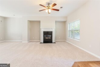860 Riverdance Dr in Suwanee, GA - Building Photo - Building Photo