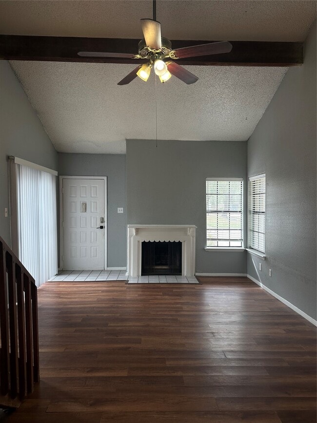 200 Pecan Dr in League City, TX - Building Photo - Building Photo