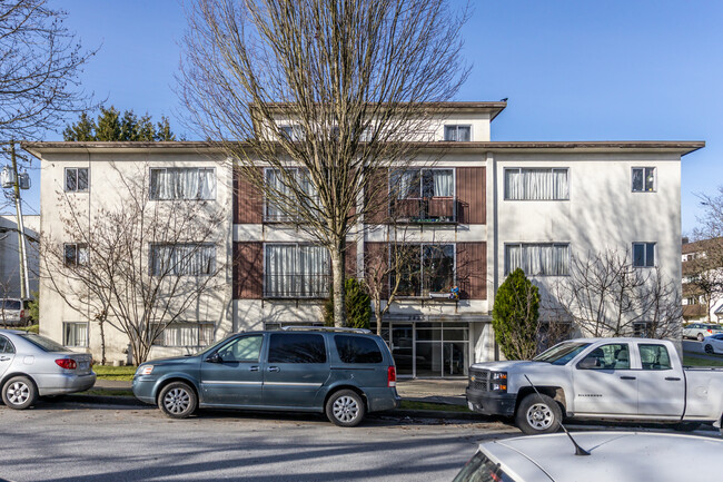 2425 Prince Albert St in Vancouver, BC - Building Photo - Building Photo