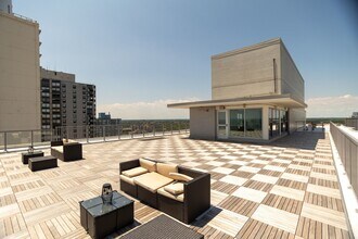 5757 N Sheridan Rd, Unit 3c in Chicago, IL - Foto de edificio - Building Photo