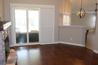 8942 Eastman Dr in Tampa, FL - Building Photo - Building Photo