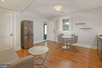 3348 Prospect St NW in Washington, DC - Foto de edificio - Building Photo