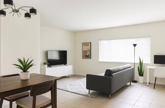 729 NE 16th Ave in Fort Lauderdale, FL - Building Photo - Building Photo