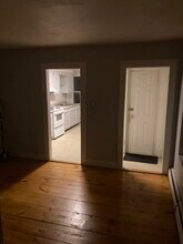 55 High St, Unit 55 high street #2 in Amesbury, MA - Foto de edificio - Building Photo