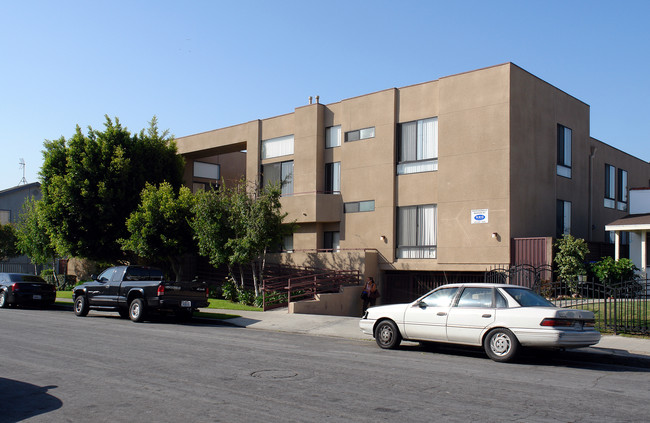 319 N Market St in Inglewood, CA - Foto de edificio - Building Photo