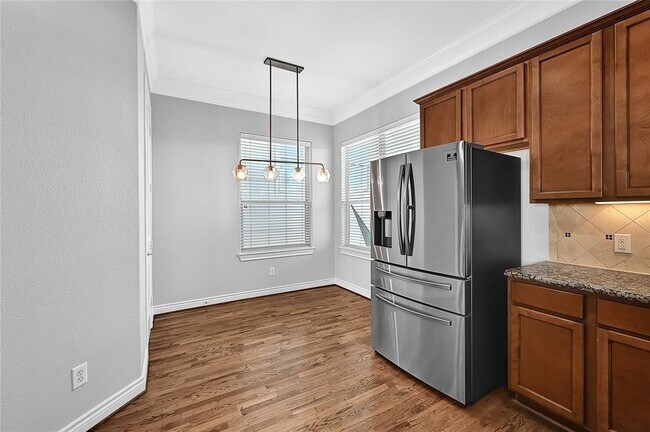 property at 1403 Dart St