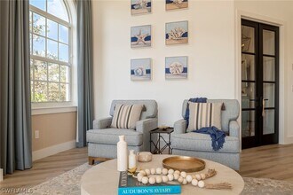 1540 Clermont Dr in Naples, FL - Foto de edificio - Building Photo