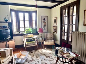 334 Thrall St, Unit 3 in Cincinnati, OH - Foto de edificio - Building Photo
