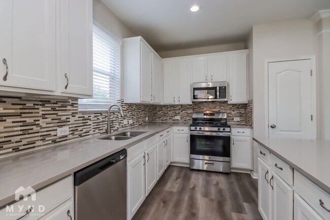 11519 Sandstone Canyon Dr in Humble, TX - Foto de edificio - Building Photo