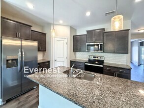 104 River Pointe Dr in New Market, AL - Building Photo - Building Photo
