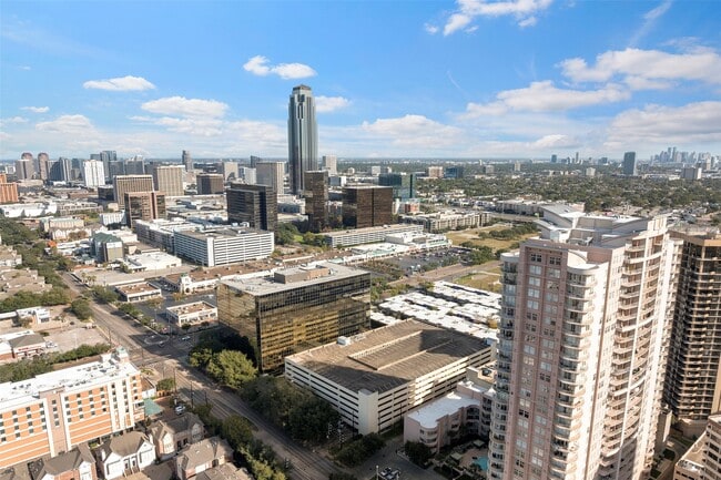 3505 Sage Rd in Houston, TX - Building Photo - Building Photo