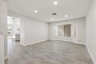 1116 Lumina Ct in Las Vegas, NV - Building Photo - Building Photo