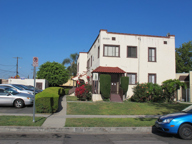 3027 W West View St in Los Angeles, CA - Building Photo - Building Photo