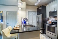 Building Photo - The Aster by Cortland Apartments in Dallas, Texas