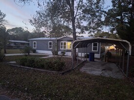 836 W 11th St in St. Augustine, FL - Building Photo