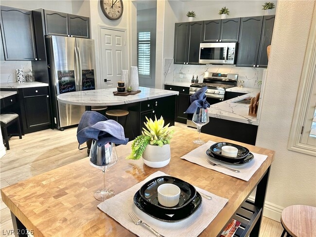 20 Chateau Whistler Ct in Las Vegas, NV - Building Photo - Building Photo