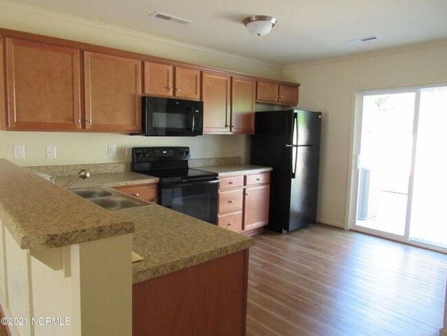 property at 423 Sullivan Loop Rd