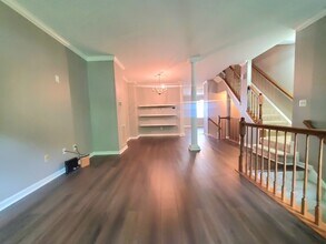 9705 Tulip Tree Dr in Bowie, MD - Building Photo - Building Photo