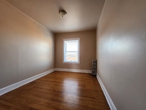 1639 W 80th St in Chicago, IL - Building Photo - Building Photo