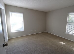 8121 45th Ct E in Sarasota, FL - Building Photo - Building Photo