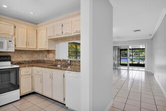 5171 Tennis Ln in Delray Beach, FL - Building Photo - Building Photo