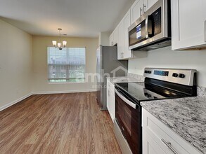 5114 Wetlands Dr in Raleigh, NC - Foto de edificio - Building Photo