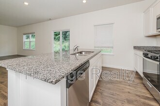 1005 Curly Top Ln in Knoxville, TN - Building Photo - Building Photo
