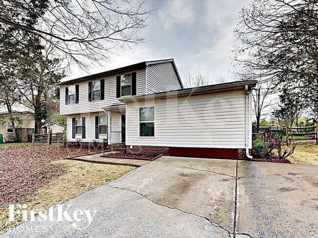 1940 Winsted Ct in Charlotte, NC - Foto de edificio - Building Photo